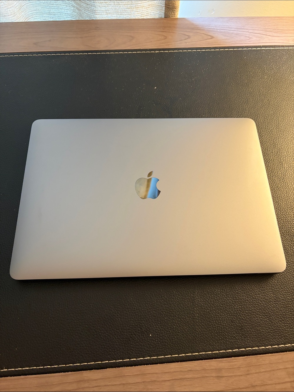 Apple MacBook Air 13-inch M1